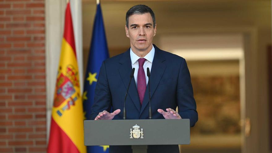 Pedro Sánchez decideix seguir al capdavant del Govern i anuncia una &quot;regeneració democràtica&quot;