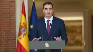 Pedro Sánchez decideix seguir al capdavant del Govern i anuncia una "regeneració democràtica"