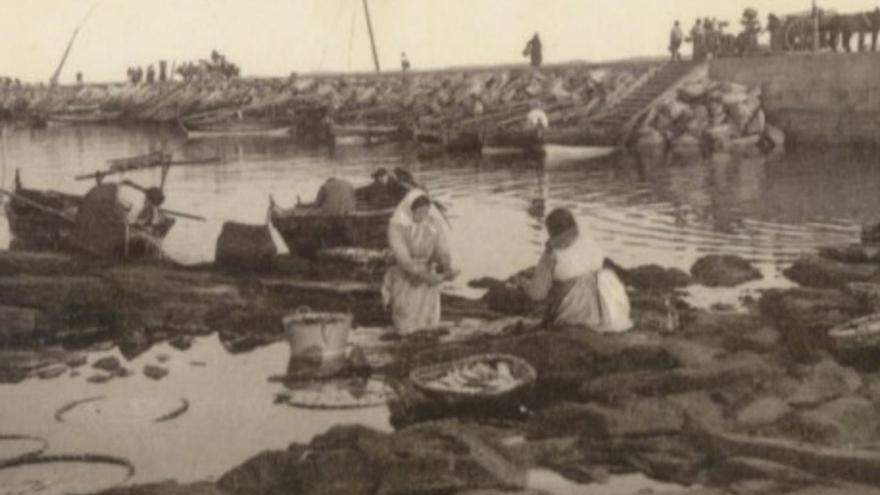 Limpieza de pescado
en el muelle, años 20.