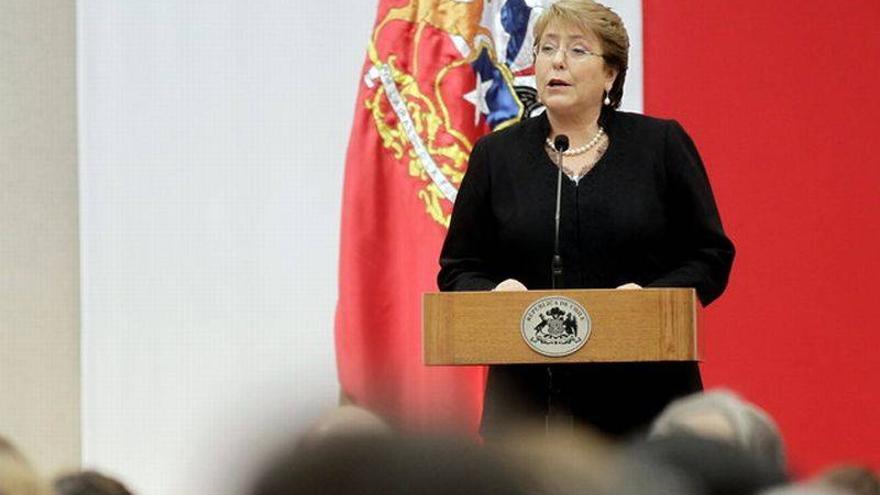 Bachelet anula la ley de amnistía de la dictadura chilena
