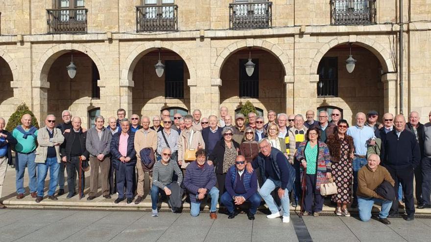 Reunión de los jubilados del BBVA de La Cámara |