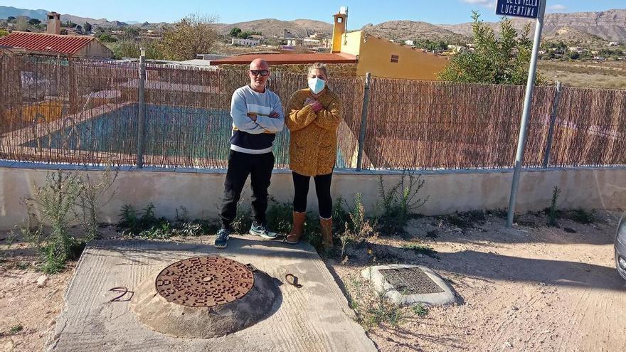 Una odisea para lograr agua potable para su casa en San Vicente