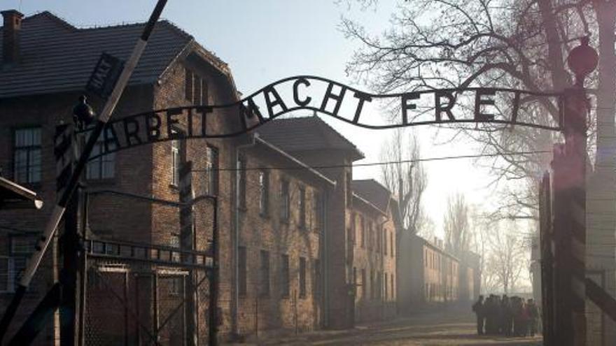 Exteriores del campo de concentración de Auschwitz.