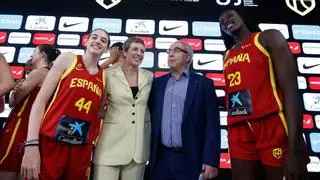 La selección femenina de baloncesto, "imparable" hacia París