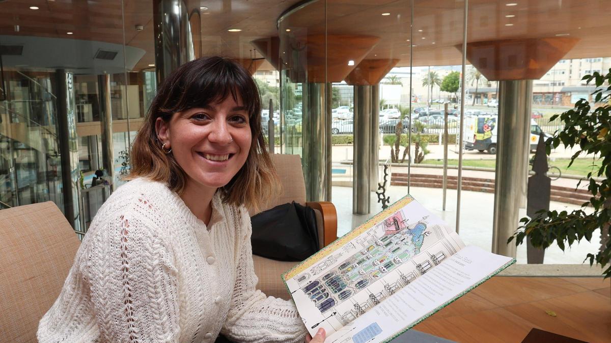 Alba Olmedo, la autora del álbum ilustrado ‘El gran libro de Gaudí’, este martes en las instalaciones de Diario de Ibiza.