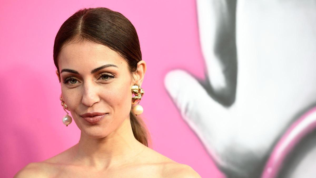 Hiba Abouk no se calla y contesta a su ex Antonio Revilla: "La verdad que estoy muy bien sola"