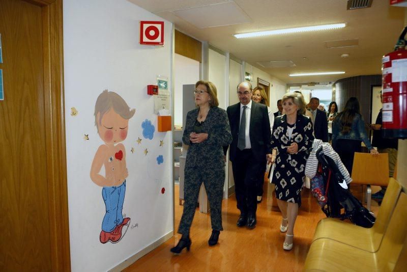 Visita de la ministra de Sanidad al Hospital Infantil de Zaragoza