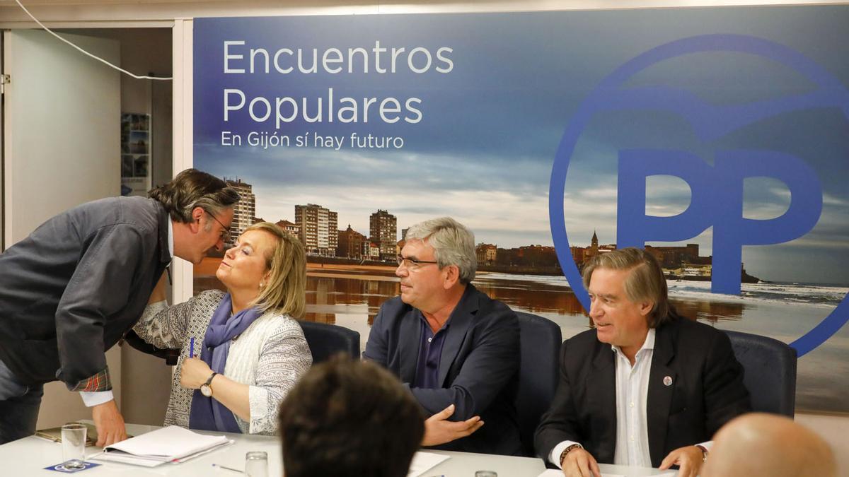 Marín convoca a la junta local del PP un año después y rechaza dejar la presidencia