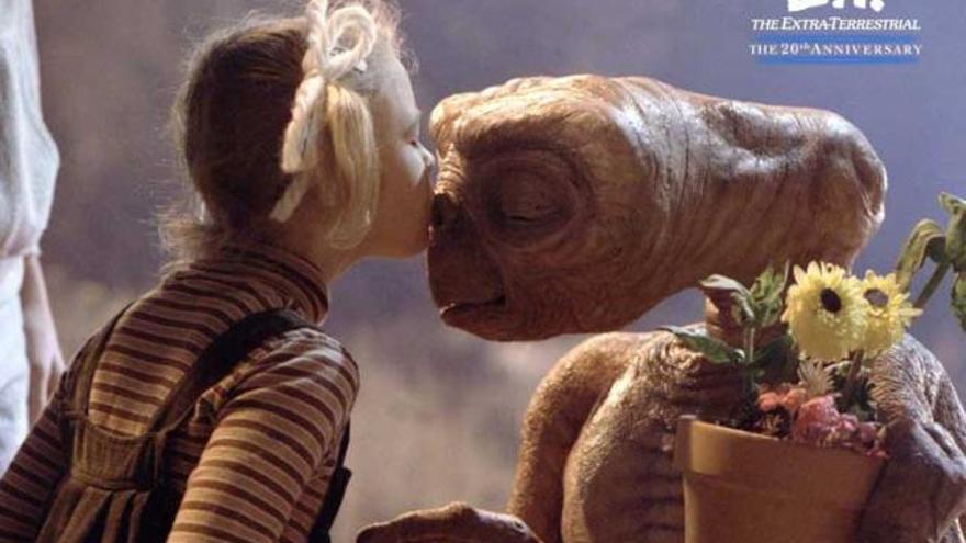 E.T. cumple 30 años