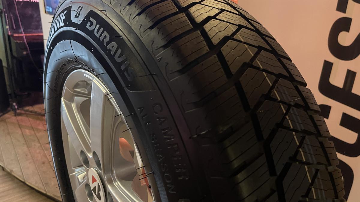 El Bridgestone Duravis Camper All Season es un neumático todotiempo