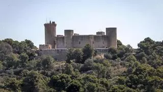 Cort cerrará el Castell de Bellver una semana para la presentación de una colección de joyas de Louis Vuitton