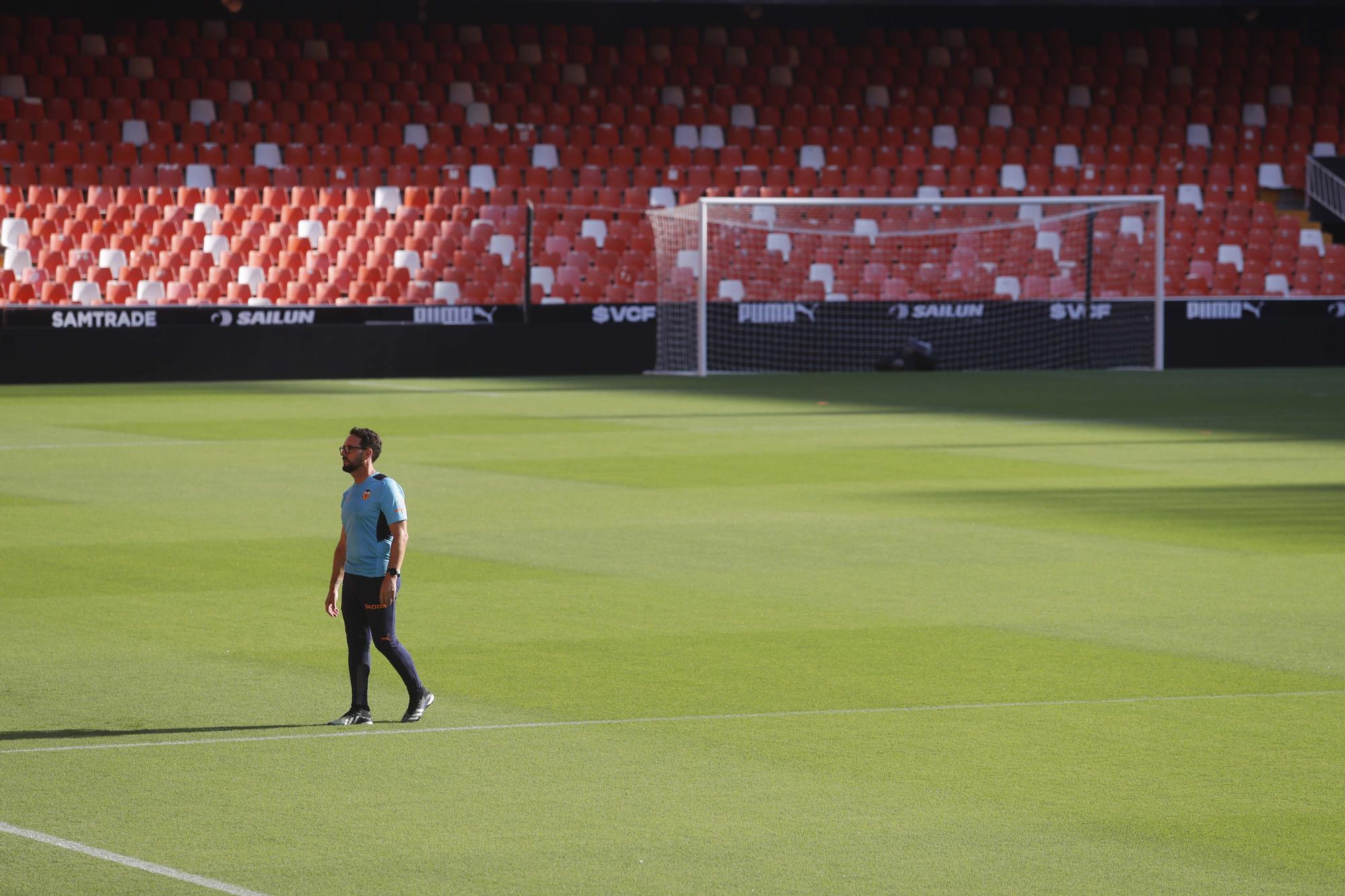 El Valencia CF prepara el partido frente al Real Madrid en Mestalla