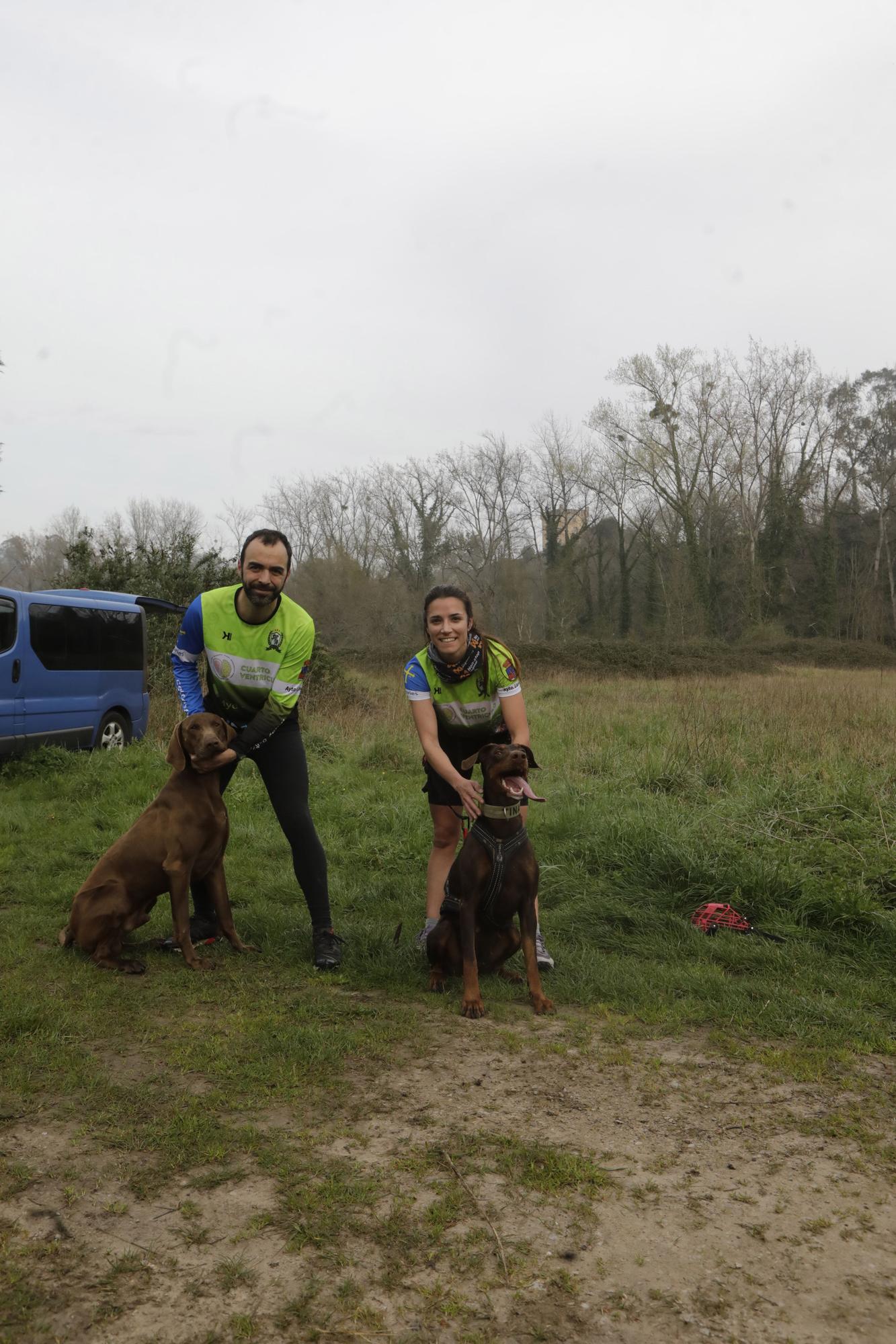 Los corredores del Celtastur de Llanera y sus perros preparan el Mundial en La Morgal: cuatro de sus integrantes estarán en la cita de Plédran (Francia)