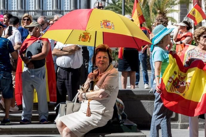 Concentración por la unidad de España en Santa Ana