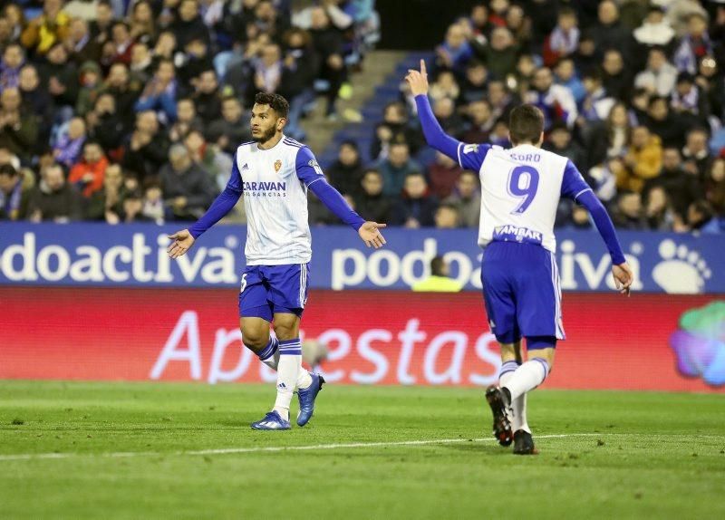 Partido entre el Real Zaragoza y el Fuenlabrada