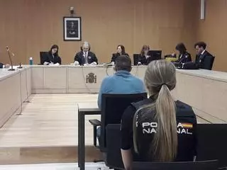 Un aparcacoches acepta cuatro años de cárcel por intentar matar a otro junto al centro comercial El Arcángel