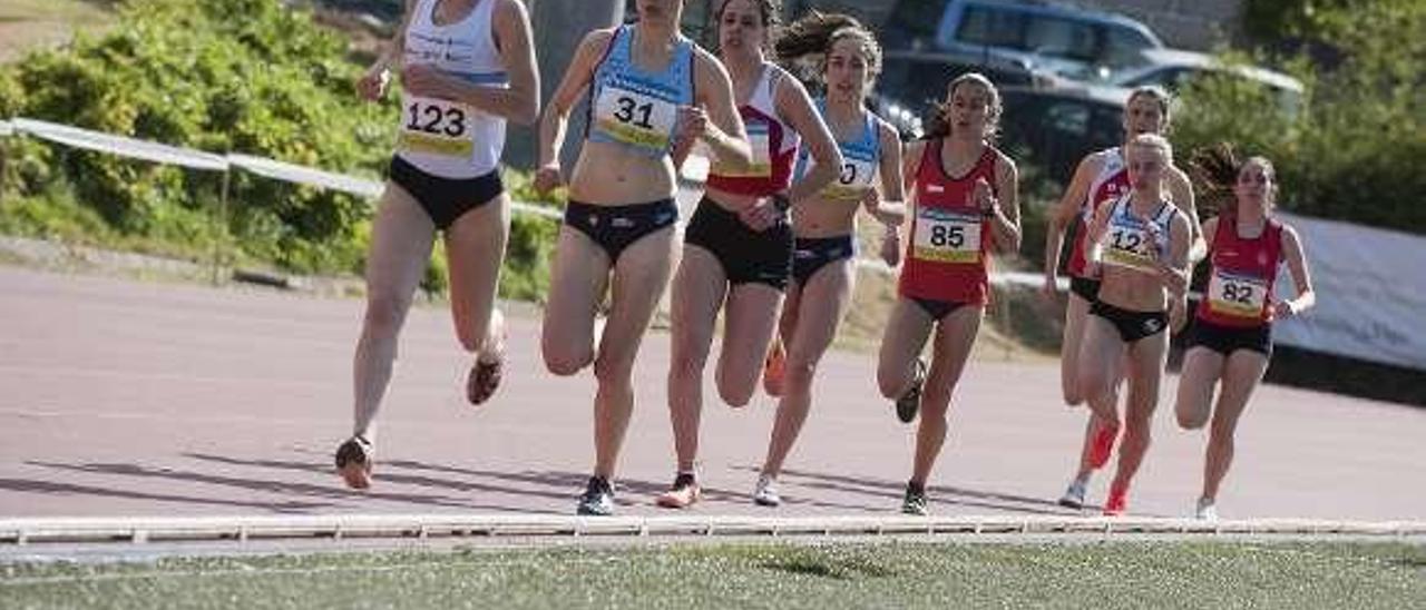 Las participantes en la final B de los 1.500 metros