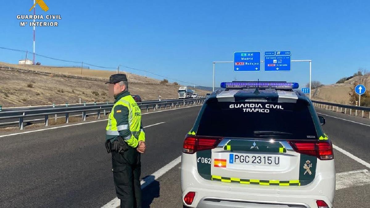 Punto de vigilancia de la Guardia Civil de Tráfico en Córdoba.