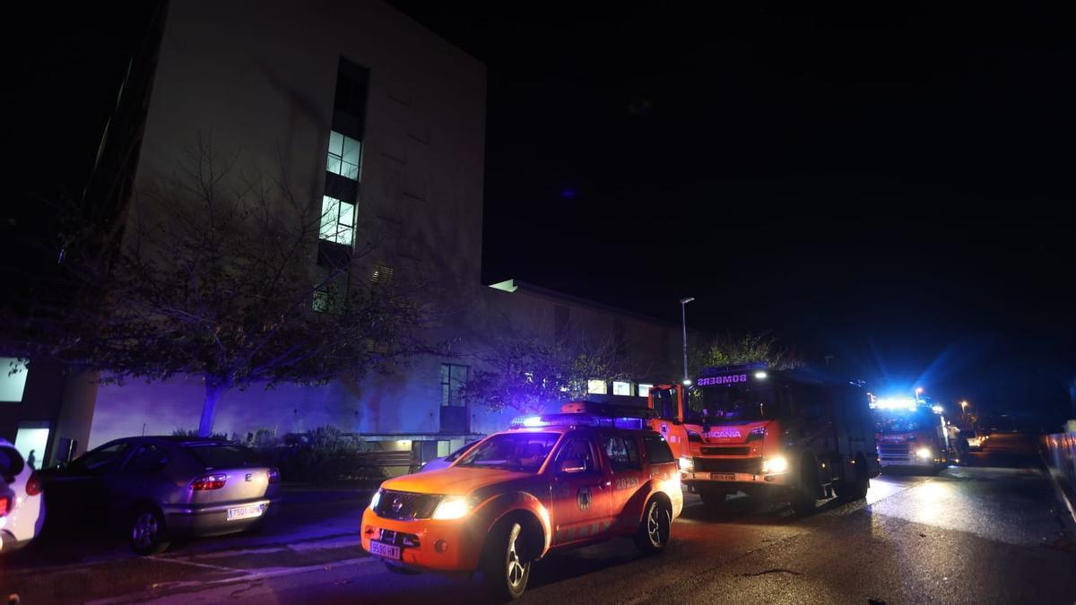 Un incendio en el hospital de Llíria obliga a evacuar a 38 personas