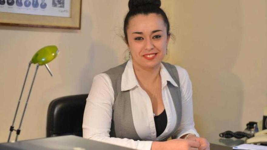 La abogada Nuria Morillo, en su despacho de Sotrondio.