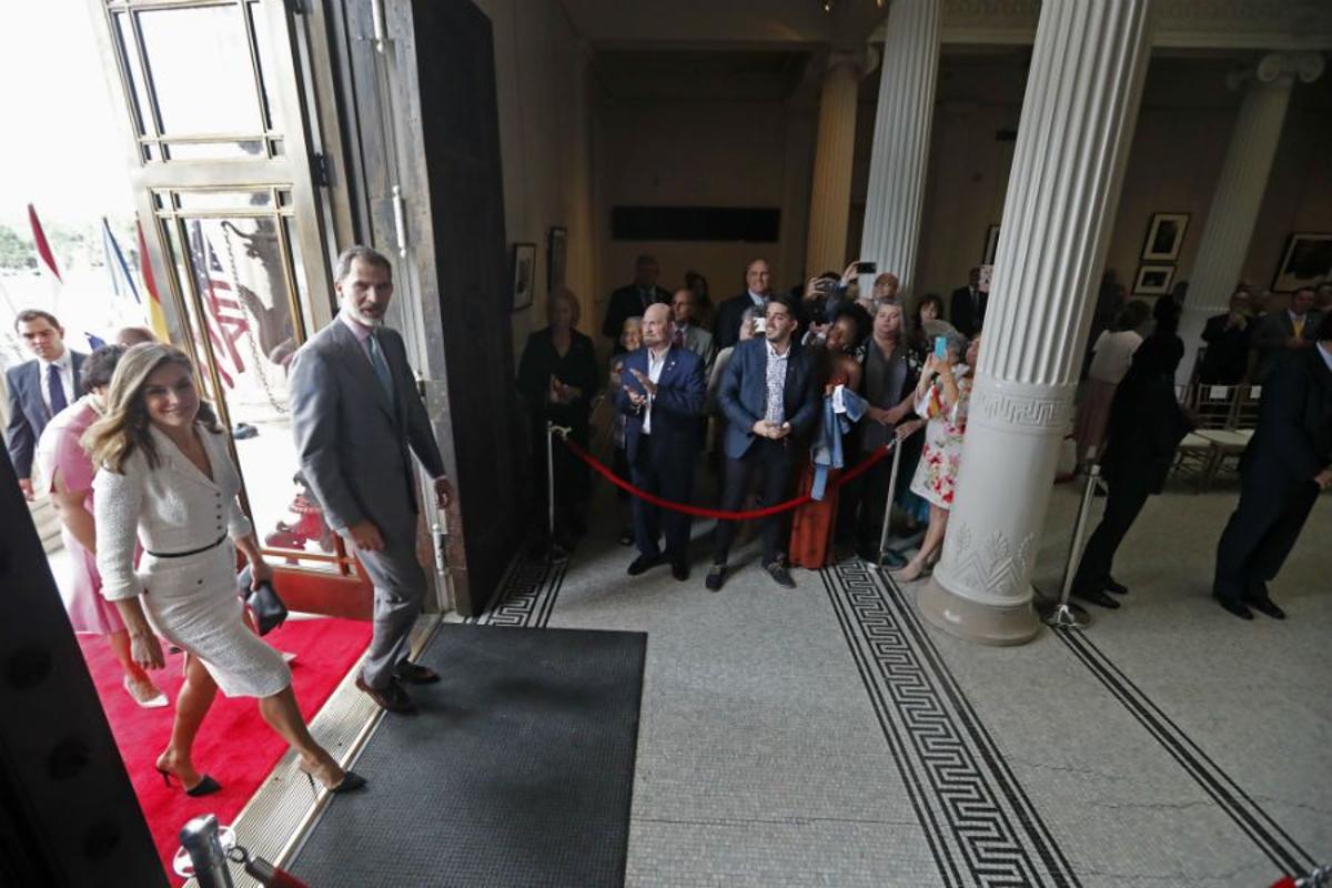 Los Reyes de España a su llegada al Museo de Arte de Nueva Orleans