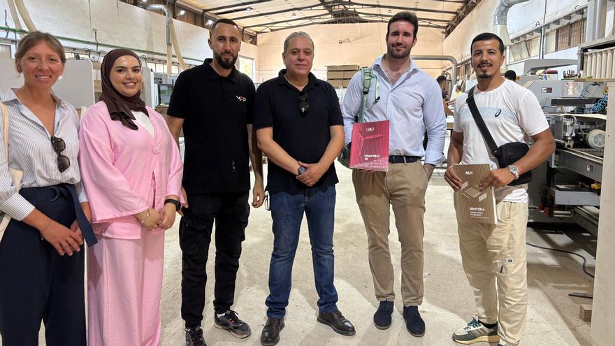 El sector regional de componentes del mueble busca oportunidades comerciales en Argelia