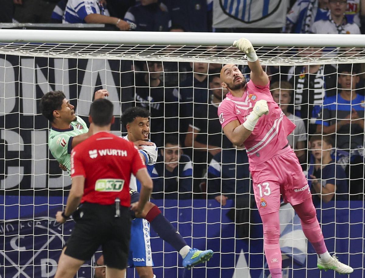 Un Espanyol negat voreja la tragèdia