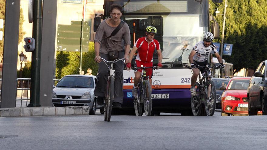 Nace una asociación para el uso de la bicicleta en la UMU