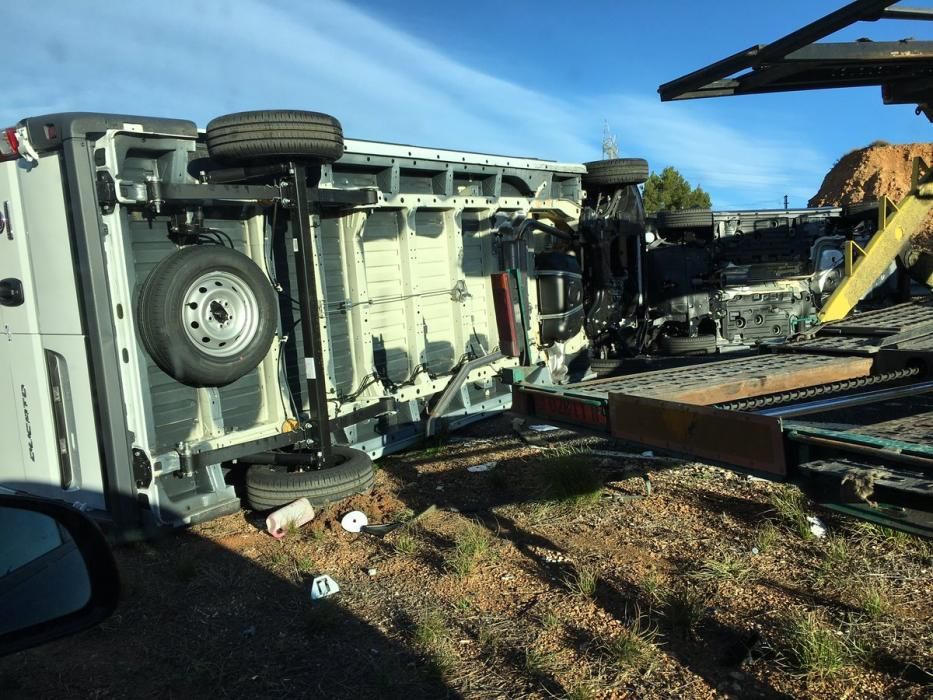 Muere en la A-3 en Villargordo un técnico de carreteras arrollado por un camión