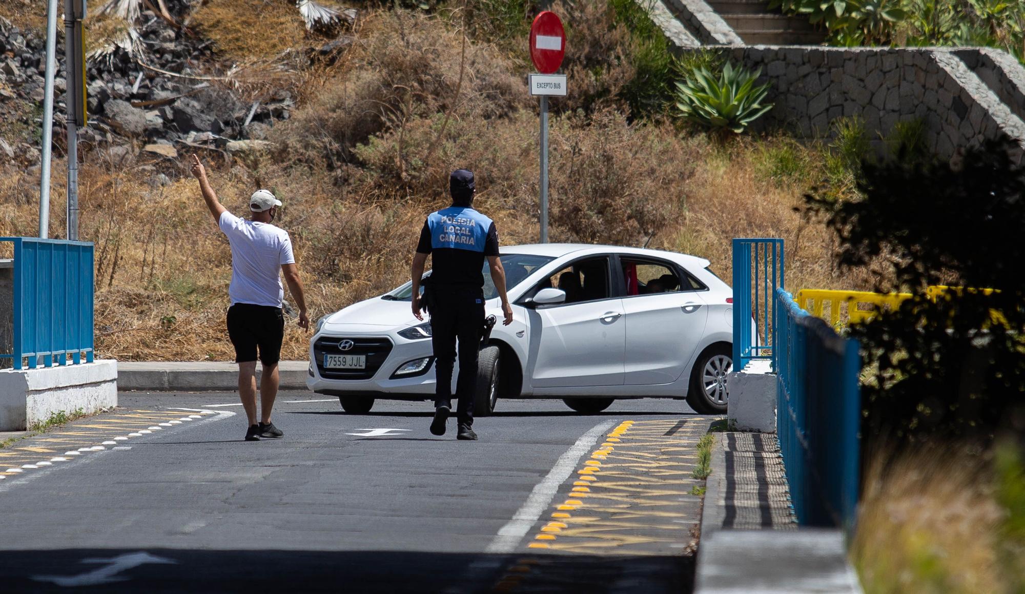 Control de seguridad en el puente de San Andrés