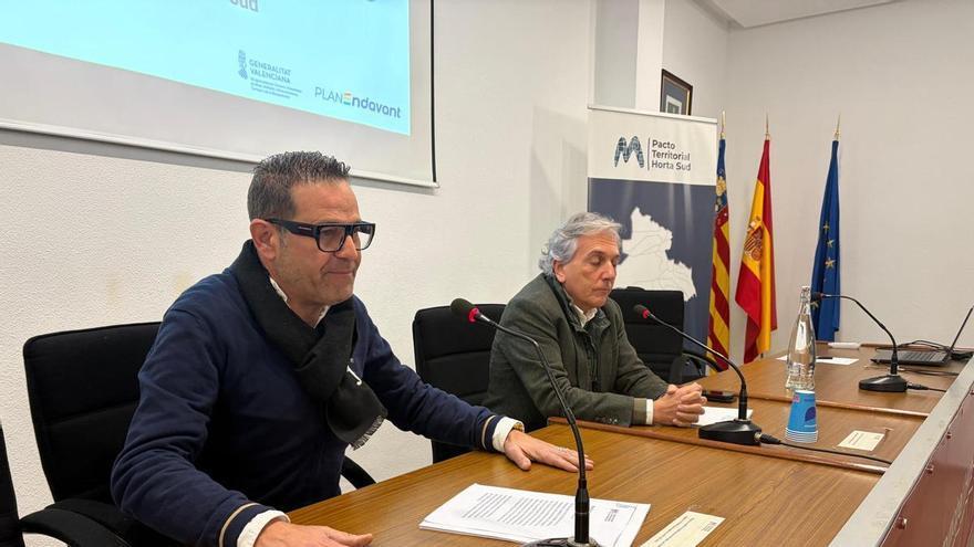 La Mancomunitat exige a la Generalitat acelerar la reconstrucción de los colegios arrasados: "2.000 alumnos siguen en barracones"