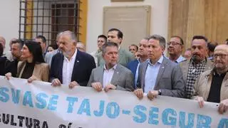 Lucas Jiménez, ante el anuncio de las nuevas desaladoras: "No queremos más cuentos chinos sin dinero"