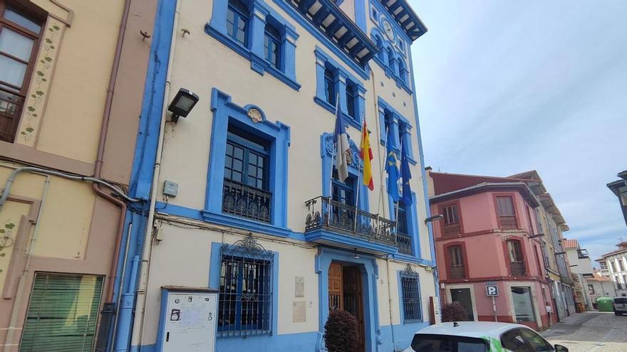 El PSOE de Grado pide la dimisión de la concejala de IU y que si ella no renuncia sea su organización la que la "aparte de la representación institucional"