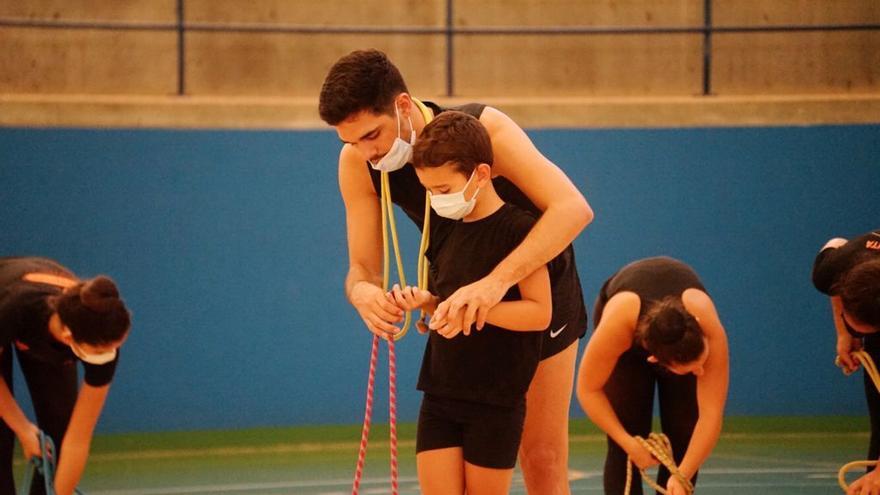 Éxito en las &quot;Jornadas Deportivas por la Igualdad.  Visibilizando la Gimnasia Rítmica Masculina&quot;