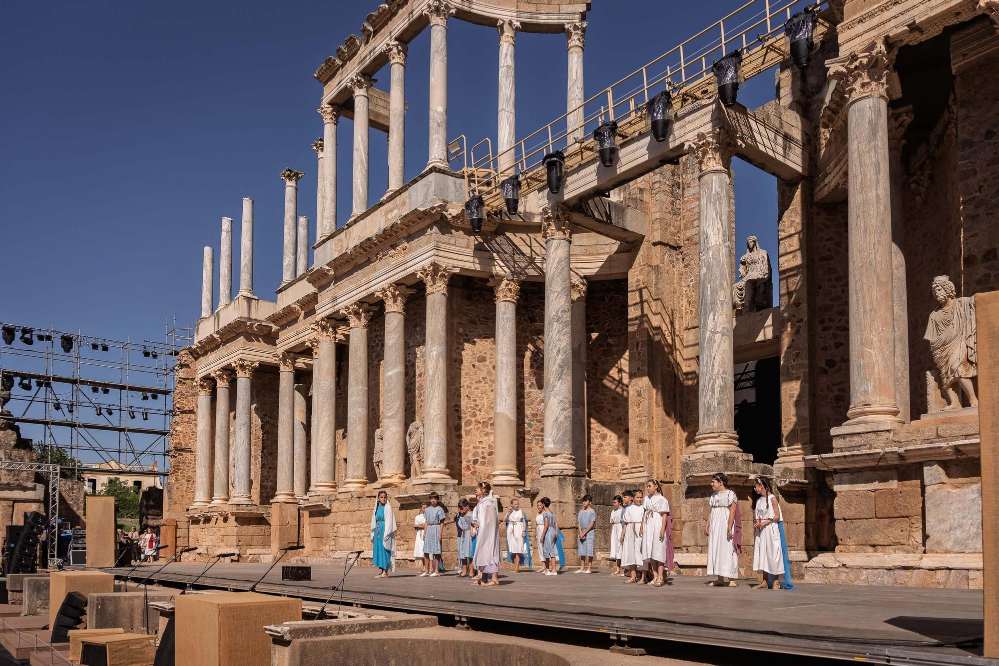 Fotogalería | Los escolares toman el Teatro Romano en Emerita Lvdica
