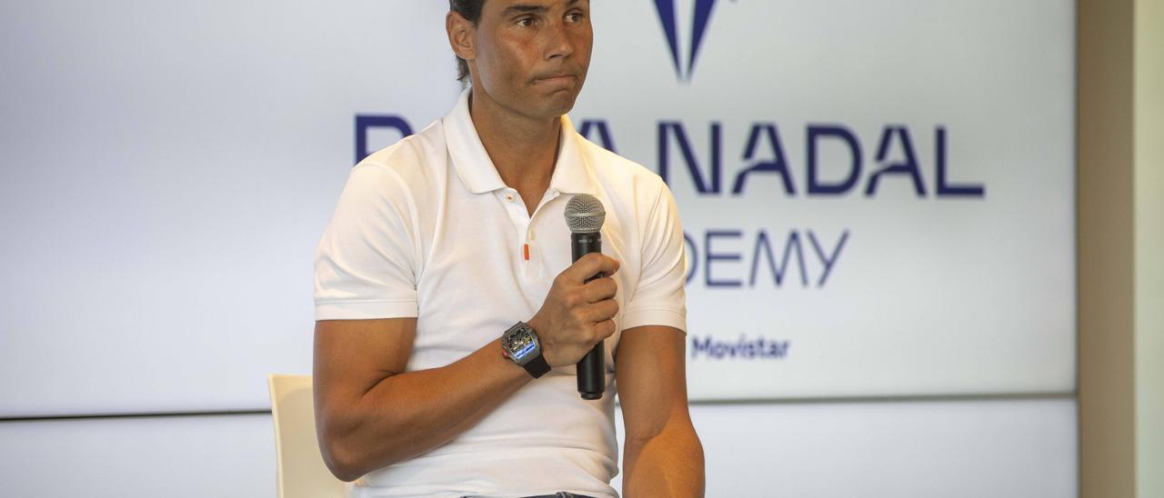 Nadal, el pasado jueves, anunciando su retirada momentánea por la lesión.