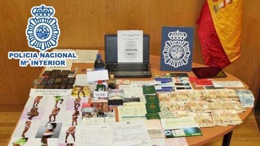 Material intervenido en los registros llevados a cabo durante la operación.