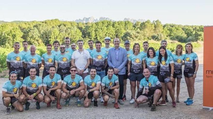 L&#039;equip complet del Mútuacat-Bravo Trail a les vinyes de l&#039;Oller del Mas