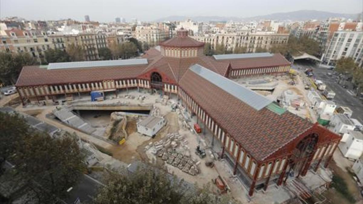 El mercado de Sant Antoni, en la recta final de las largas obras.