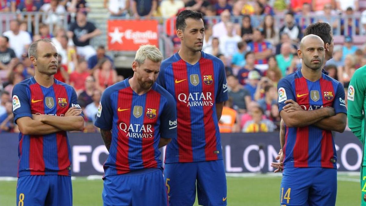 Busquets, Iniesta y Messi, con opciones de repetir en El Sadar