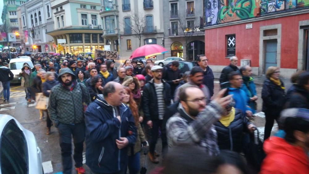 Concentració de suport als CDR a Manresa