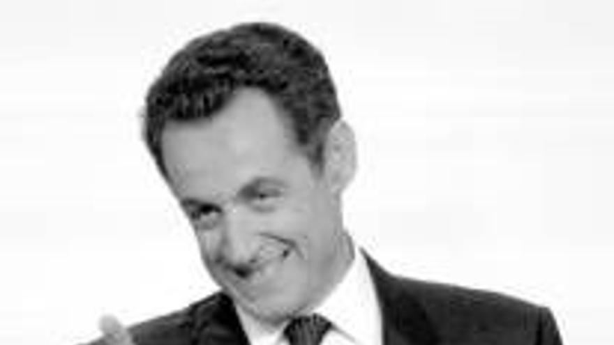 Sarkozy defiende la Francia del mérito ante el proteccionismo