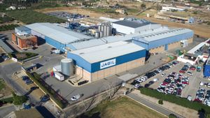 Jabil estrenarà fabrica d’ampolles de cartró