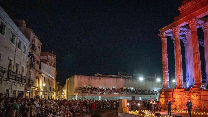 Las Noches del Patrimonio en Mérida invitan a cruzar 2.000 años de historia entre conciertos, legiones romanas y visitas a monumentos
