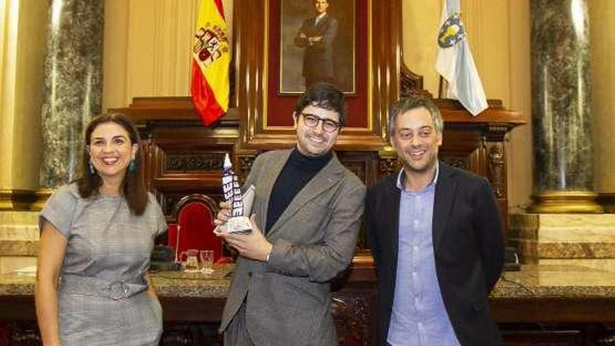 Jorge Pan recoge en A Coruña el premio Pérez Lugín de periodismo