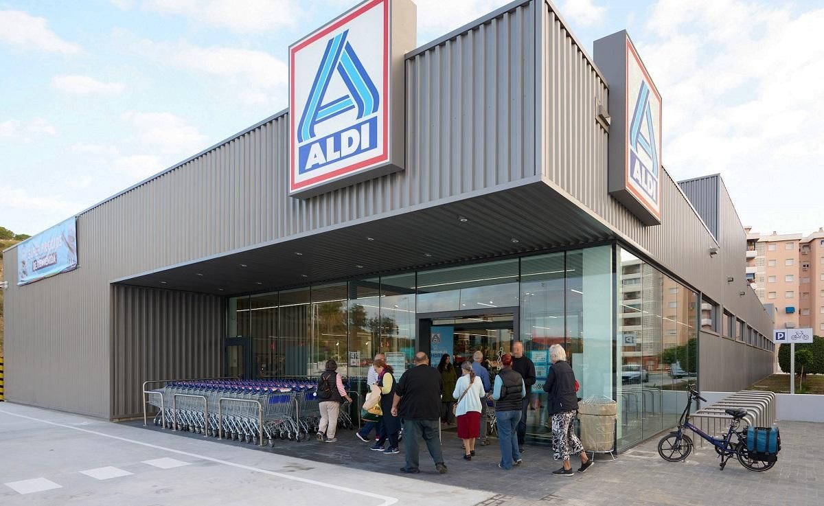 El supemercado que Aldi abrió en noviembre de 2024 en el núcleo de Torre del Mar, en Vélez Málaga.