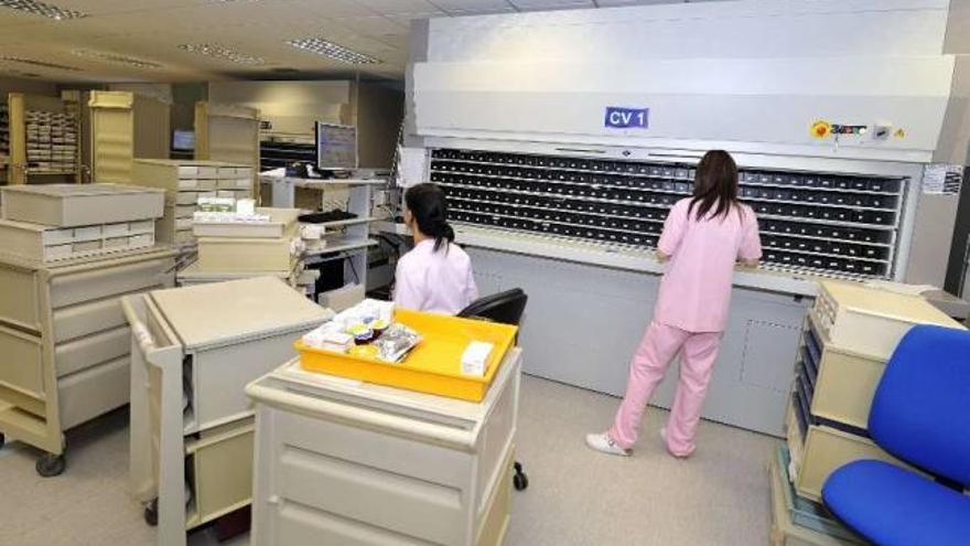 La Xunta revisa los tratamientos de VIH, leucemia y esclerosis para reducir gasto