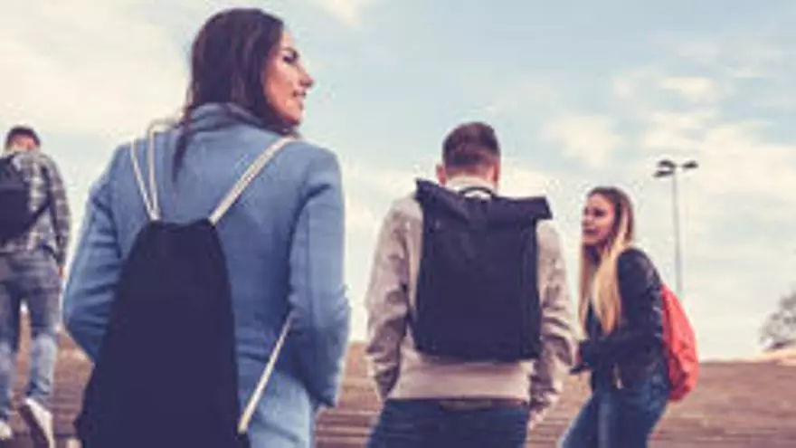Ventajas e inconvenientes de estudiar fuera de casa