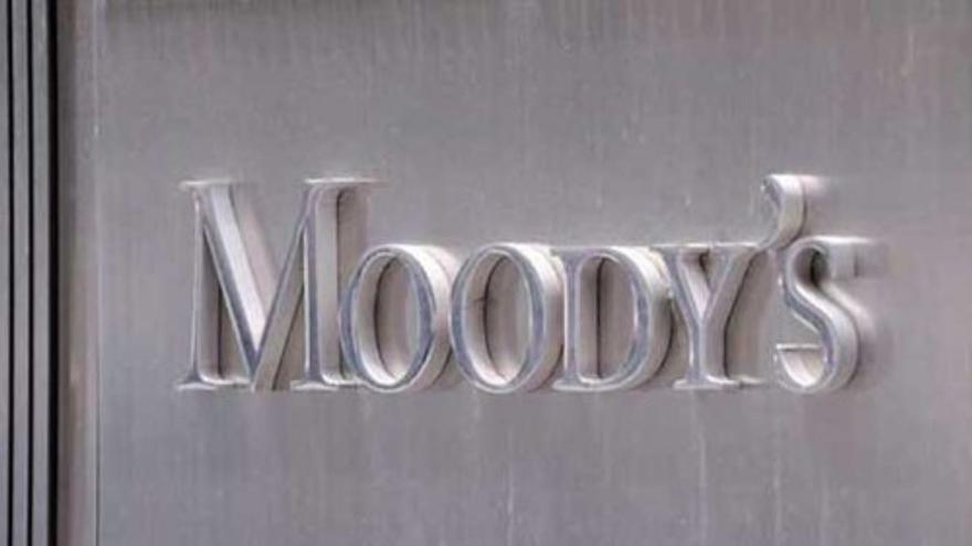 Moody's rebaja la calificación de España