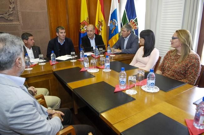 VISITA DE FERNANDO CLAVIJO A TEJEDA